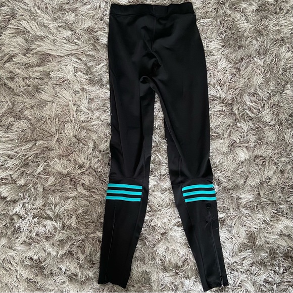 Adidas Response Climalite women/girls black and blue leggings. Size S. Used. - Picture 3 of 15